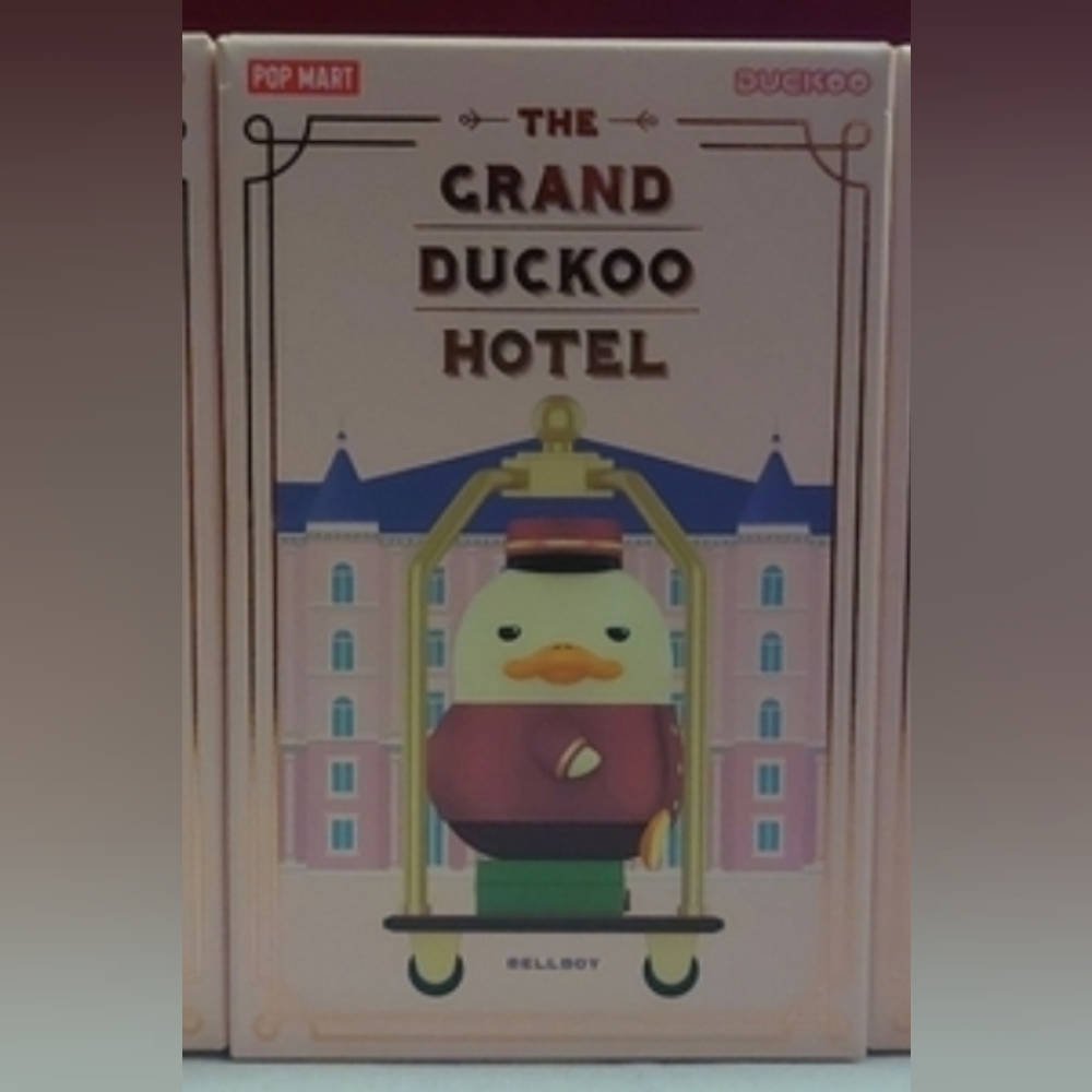 The Grand Duckoo Hotel Blind Box-Rich Woman Nwt